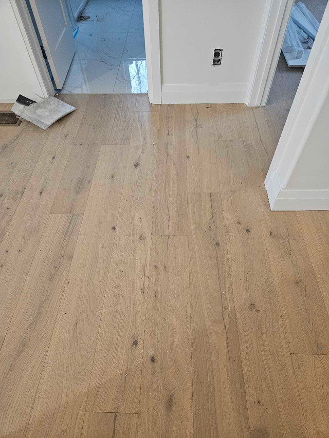 Hardwood Floor  in Other in Peterborough - Image 4