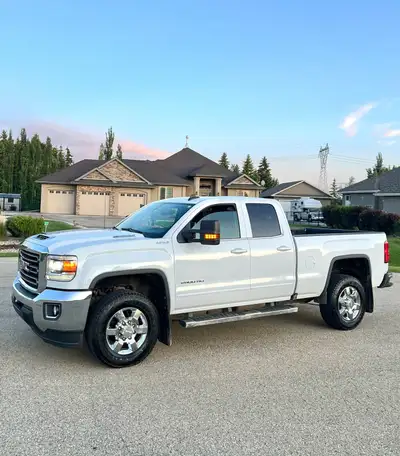 2018 GMC Sierra 2500 HD Duramax Diesel 4x4 No Accidents Or claims, Clean Carfax. Active Status, no i...
