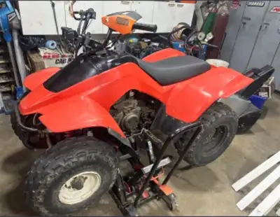 Suzuki 160 , with semi auto transmission with reverse. LED headlight, recent tune up and fresh oil c...