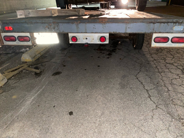Used flat bed trailers…. in Other Business & Industrial in Markham / York Region - Image 3