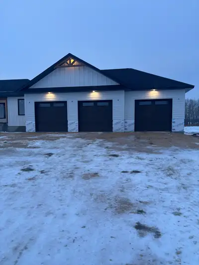 Overhead Garage Door and Operators Installation & Service Out Side Winnipeg. Serving Tyndall, Garson...