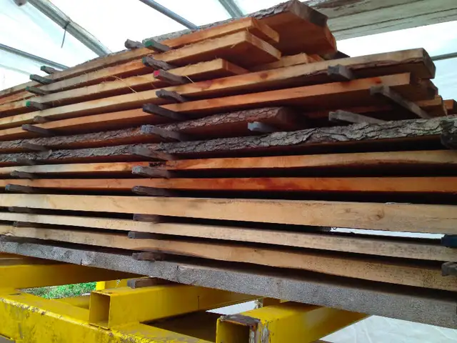 BOIS ET POUTRE DE GRANGE in Other in Saint-Hyacinthe - Image 8