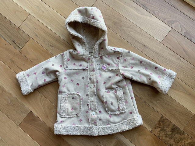 Manteau printemps-automne doublé bébé fille 18 mois dans Vêtements - 12 à 18 mois  à Ville de Québec