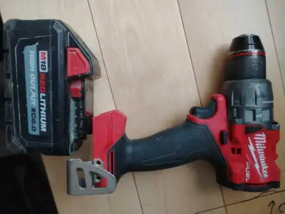 Selling my used Milwaukee M18 Fuel drill, which comes with a robust 6.0 battery. It's a reliable too...