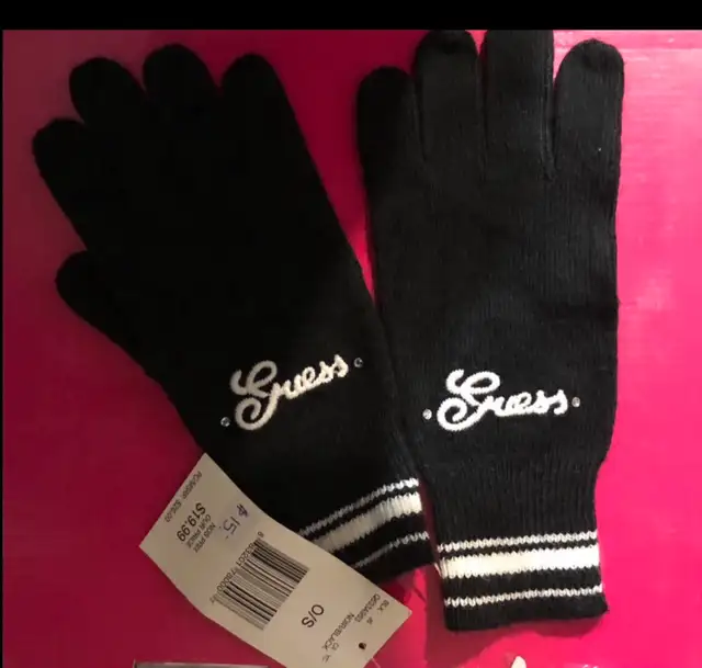 Ladies Accessories / BNWT in Women's - Tops & Outerwear in Calgary - Image 5