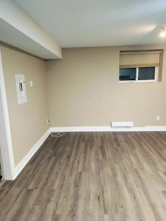 New paint/floor 2br Willoughby legal basement suite for rent in Long Term Rentals in Delta/Surrey/Langley - Image 3