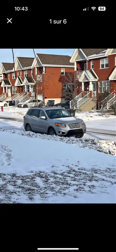 Sante Fe 2010 modele sport. 178 000km Moteur V6 Traction intégral (AWD) Siège conducteur électrique...