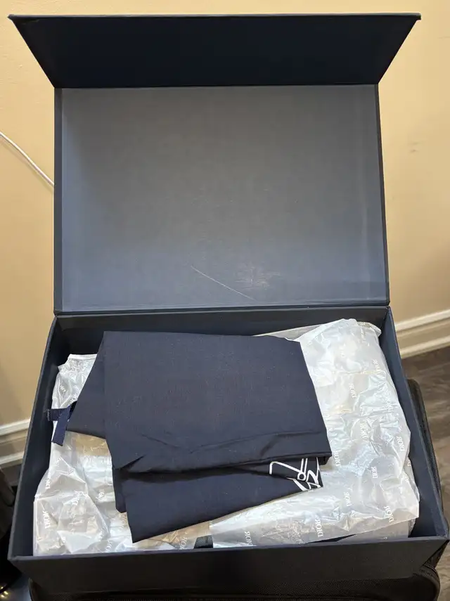 DIOR Jordan 1 Low - Brand New in Men's Shoes in Kitchener / Waterloo - Image 8