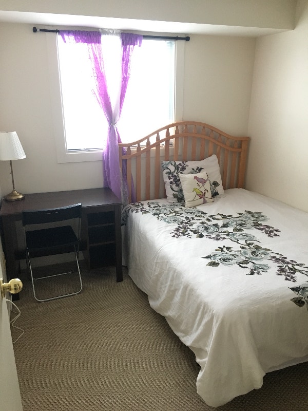 All Inclusive Room for Rent! Females Only. Ottawa Barrhaven Long Term