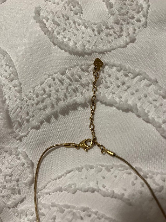 Swarovski necklace  dans Bijoux et montres  à Laval/Rive Nord - Image 3