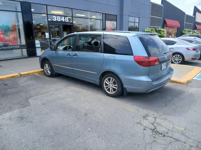 TOYOTA IN GOOD CONDITION VAN WELL MAINTAINED GOOD SHAPE