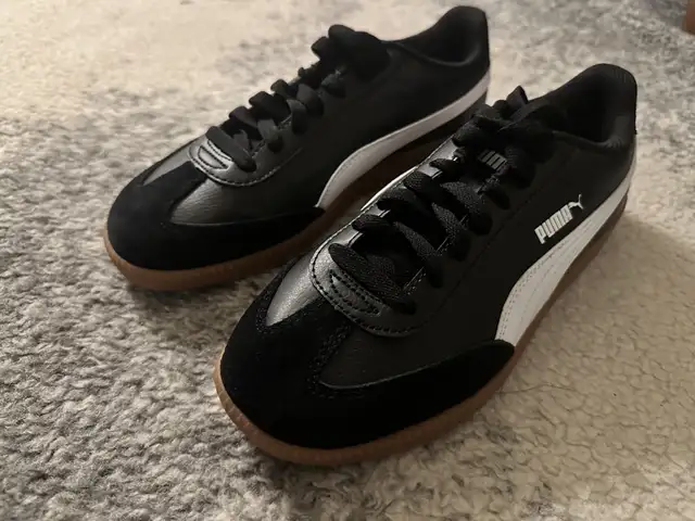 Girls’ Puma Shoes – Size 7 – Brand New – $60 in Women's - Shoes in City of Montréal - Image 2