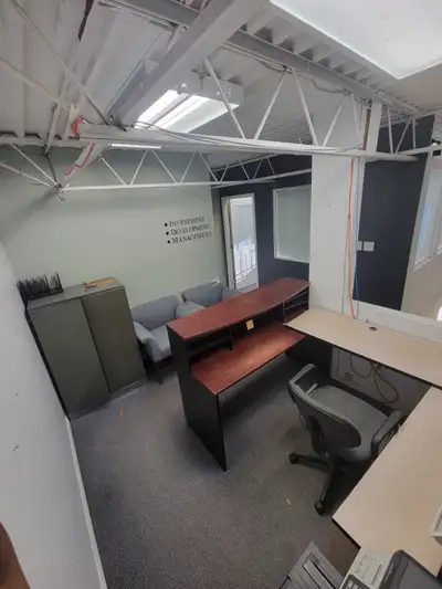 OMVIC Approved Open Lot With Offices for Lease, View more