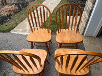 4 Windsor back wooden chairs