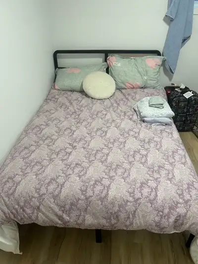 Matelas + cadre de lit + alèse, View more