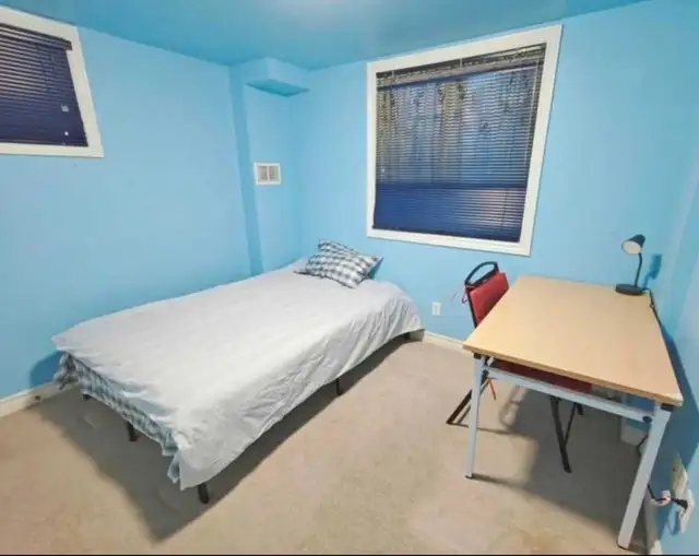 Two Single Bedrooms for Rent in W/O Basement in Markham - Shared in Room Rentals & Roommates in Markham / York Region - Image 2