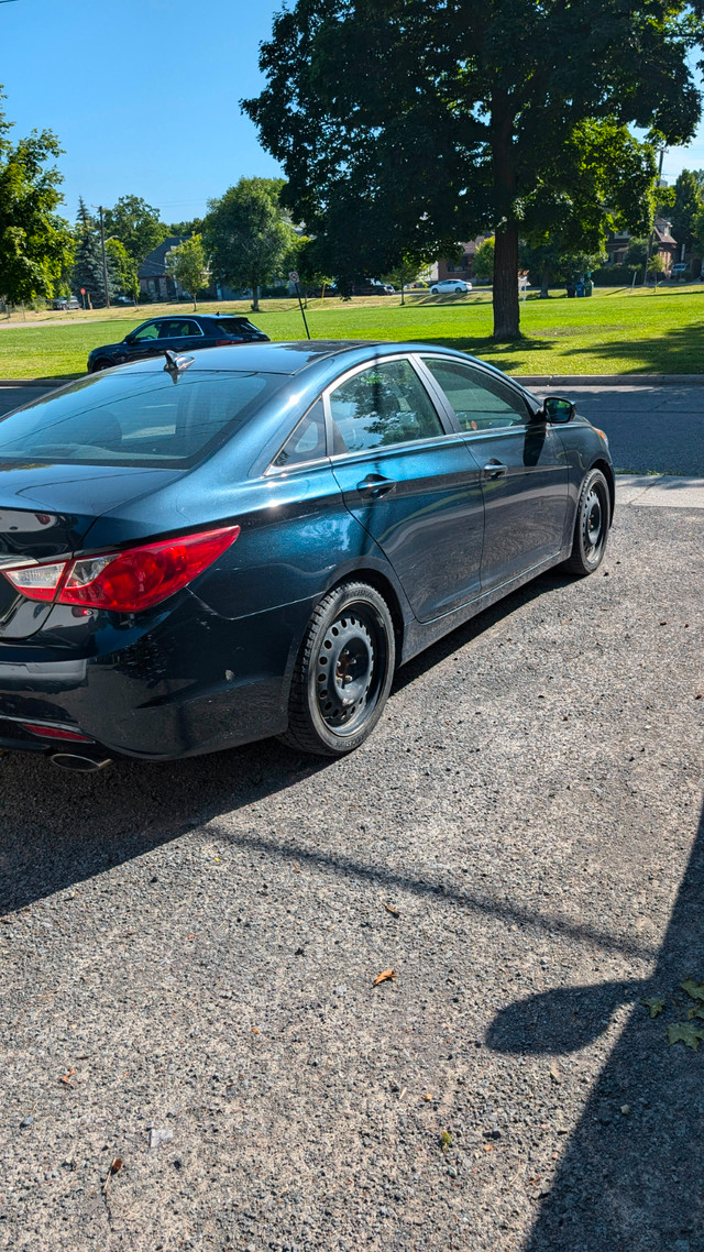 2013 Hyundai Sonata in Cars & Trucks in Ottawa