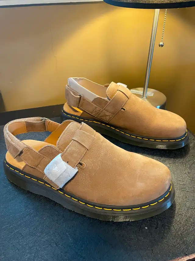 NEW Dr Martens Men's Size 12 Jorge II