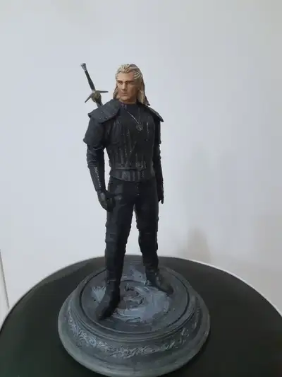 Witcher Geralt Figure (Netflix)