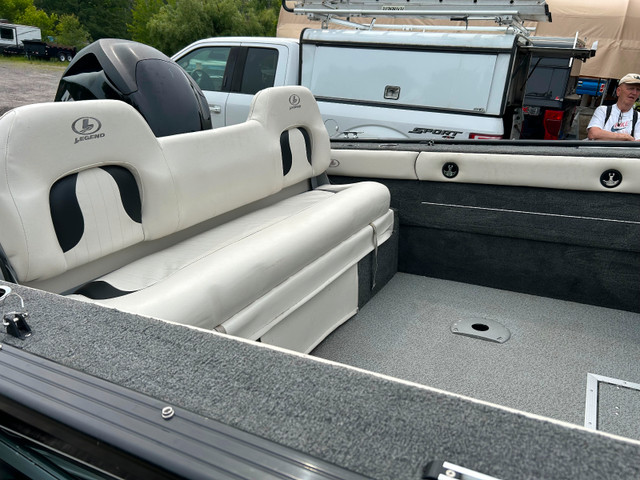 2014 Legend 18 Xtreme 115HP in Powerboats & Motorboats in Muskoka - Image 2