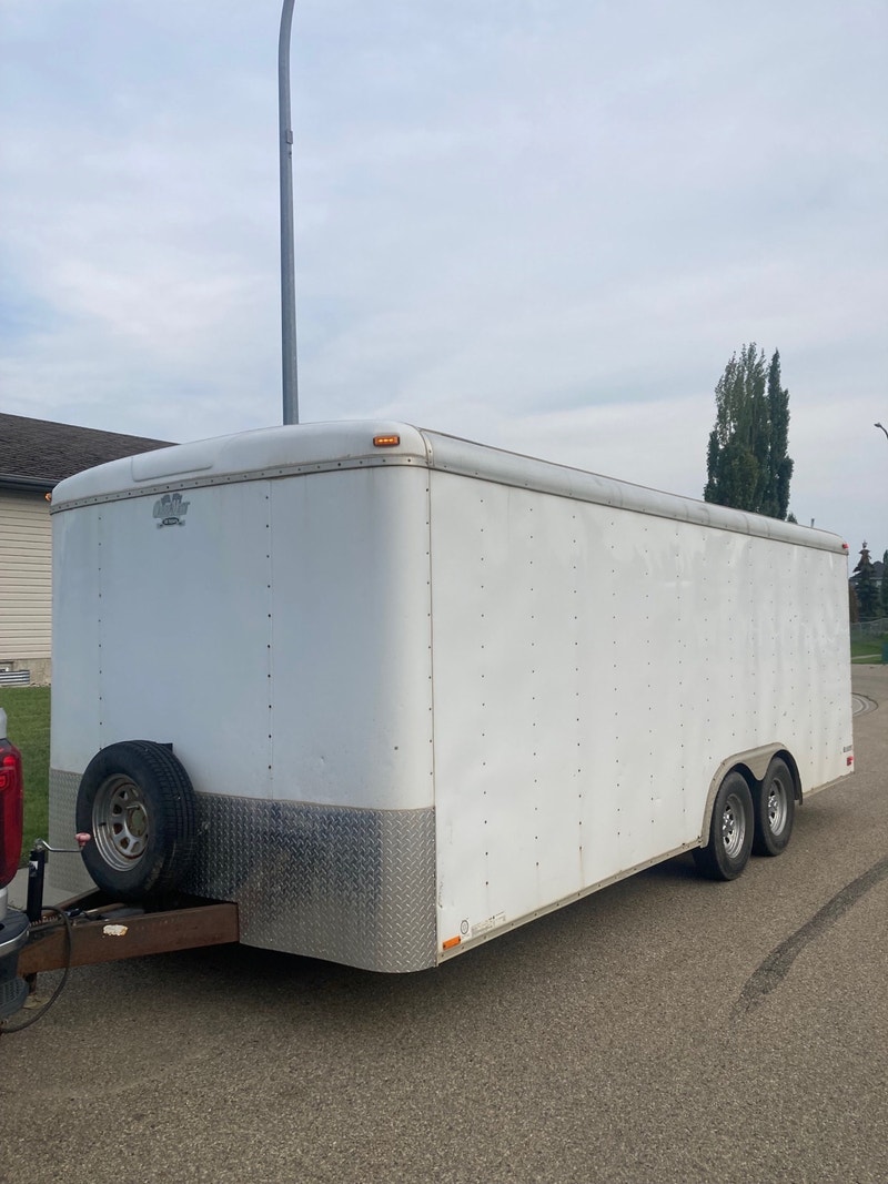 8.5x20 enclosed trailer Cargo & Utility Trailers Edmonton Kijiji