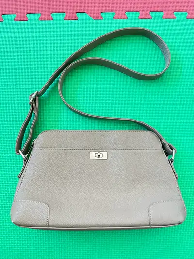 Woman’s Brownish Handbag, View more