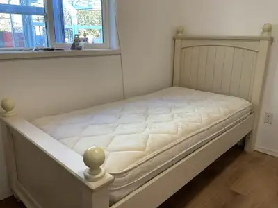 Beautiful single/twin Wood Bec with Mattress , delivery availabl, View more