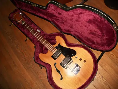 Framus Sorento 6 Hollow Body 1971  New Hard Case., View more