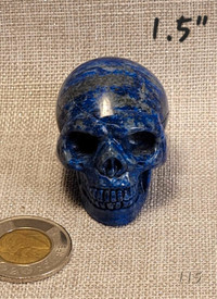 Crâne de 1½" Lapis Lazuli naturel. Natural Lapis Lazuli Skull.