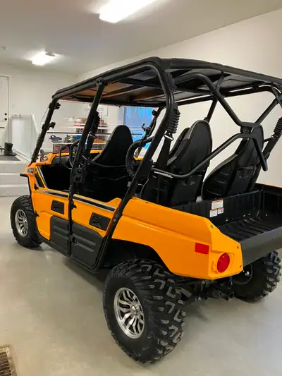 2012 Kawasaki Teryx4 c/w , roof , full windshield , winch , this unit is in great condition , call D...