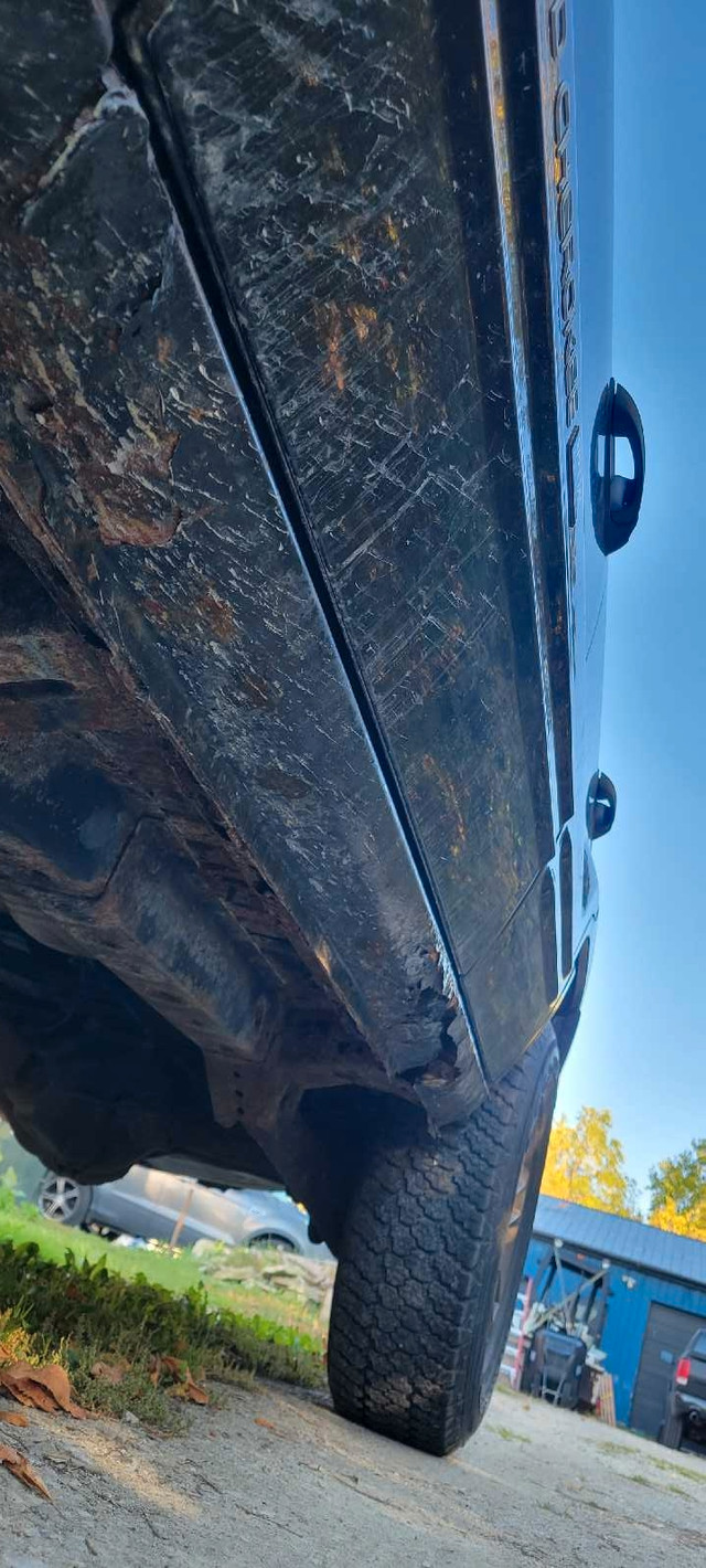 04 grand cherokee in Cars & Trucks in Windsor Region - Image 4