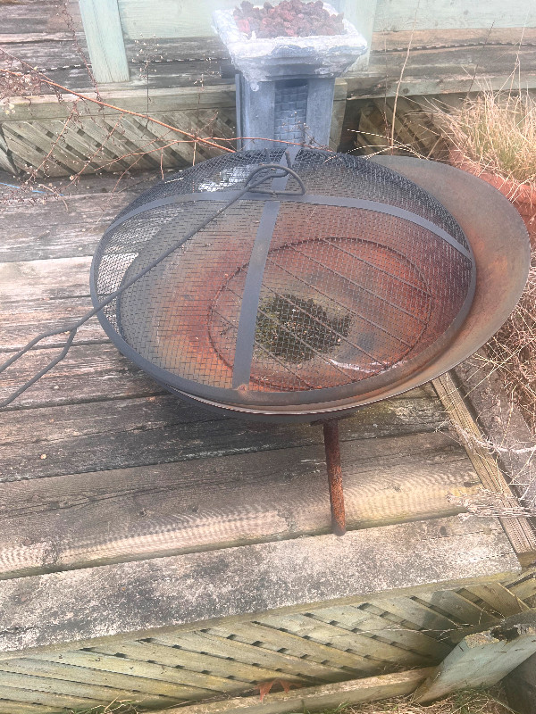 small fire pit in BBQs & Outdoor Cooking in Hamilton