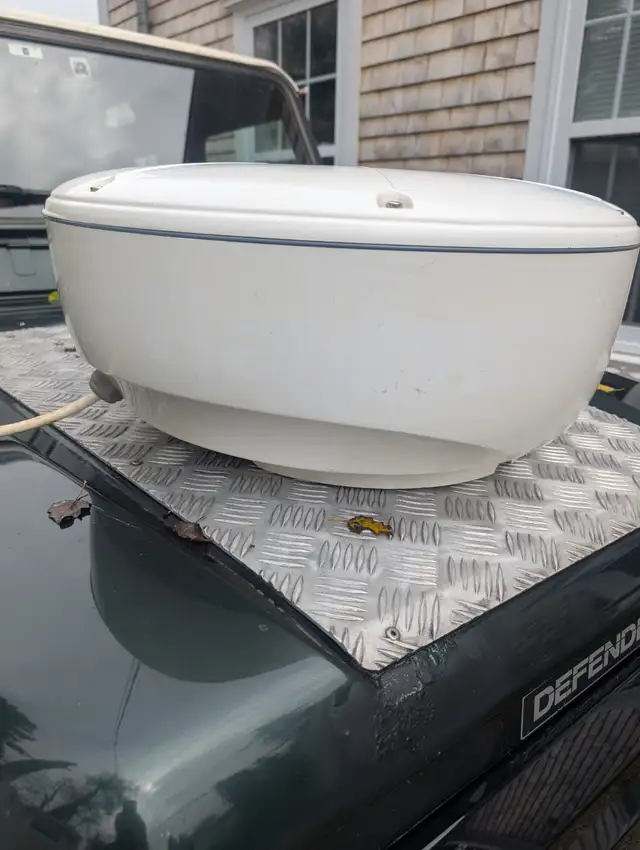 Raymarine C70 Chart Plotter and RD218 Radar Dome | Other | City of ...