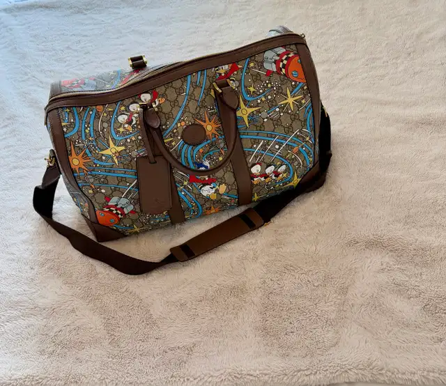 Gucci Disney Duffel Bag Brand New in Multi-item in City of Toronto - Image 2