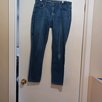 Tommy Hilfiger Jeans
and Cotton Stretch Chino Pants
Womens 10, View more