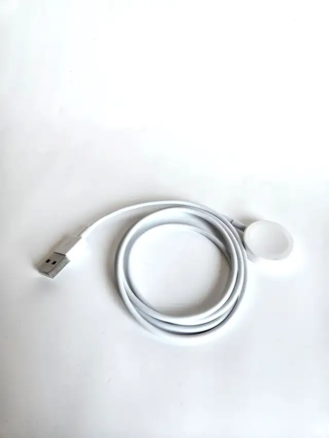 Apple Watch Charger Compatible with iWatch Series SE/SE2/ 9/8/7 in General Electronics in Burnaby/New Westminster - Image 8