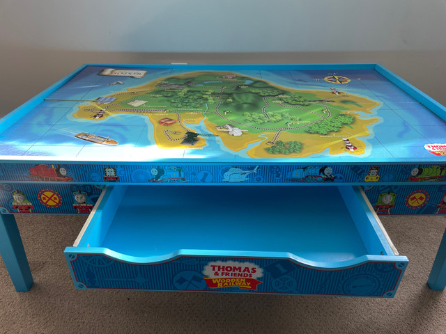 Thomas & Friends Wooden Train Table  in Toys & Games in Thunder Bay - Image 3