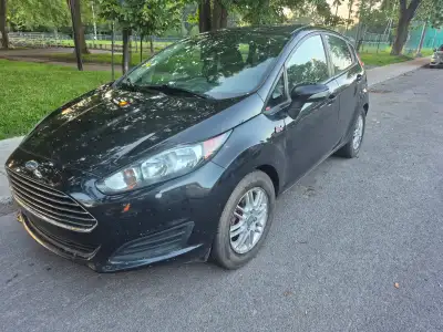 2014 FORD FIESTA AUTOMATIQUE 1.6L proppre roule bien tl 438 347 8205