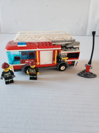 Lego City Fire Truck Set 60002 2 figures