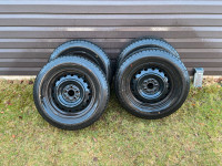 195/65/15 all season tires on rims. Like new !!