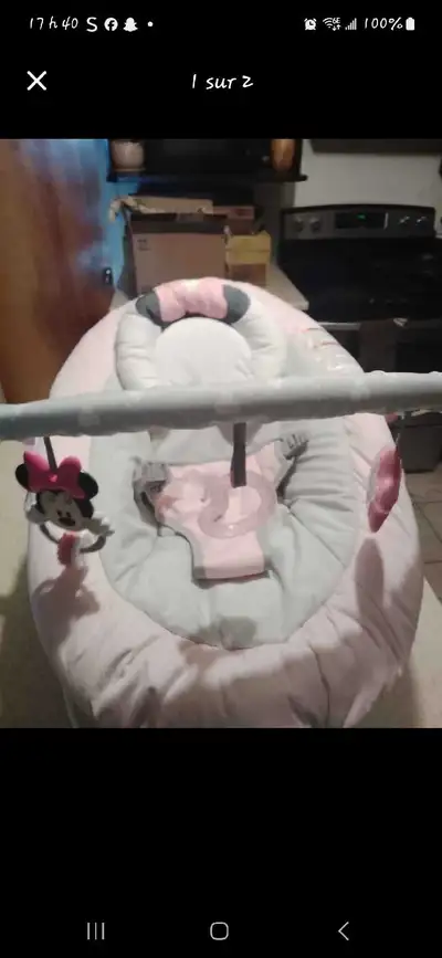 Chaise vibrante musicale pour bébé neuf jamais utiliser thème minni moose à venir chercher dans le c...