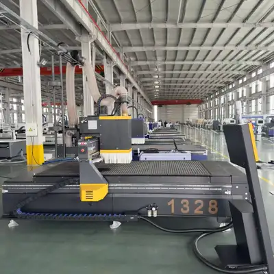 Configuration ● standard configuration Model DM-1328 1BasicParameter Working Area X1300mm*Y2800mm*Z2...