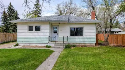 Welcome to 311 Pottery Street in beautiful Eastend, SK - a four bedroom/two bathroom 1950’s built ho...