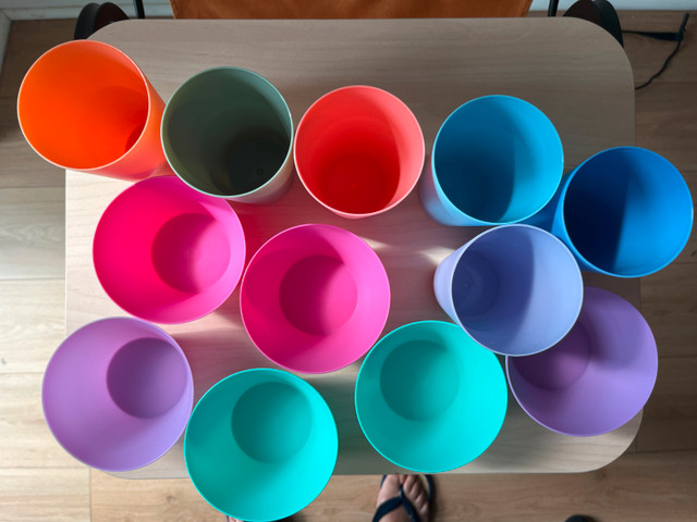 MOVING SALE Cups + Bowls Set (12 pc) – Great for Summer Picnics! in Kitchen & Dining Wares in City of Toronto - Image 2