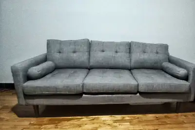 Comfy Sofa / Canapé comfortable, View more