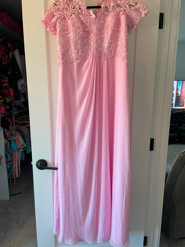Candy Pink Women's Formal Gown in Women's - Dresses & Skirts in Saskatoon - Image 2
