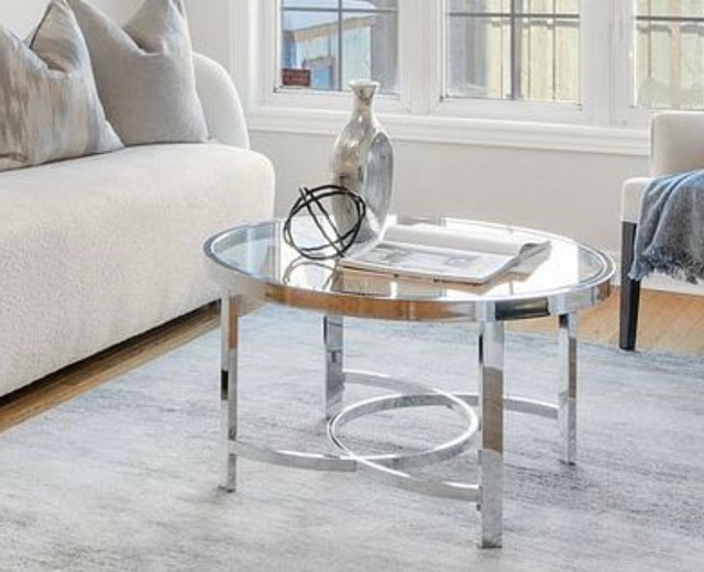 Coffee table in Coffee Tables in Mississauga / Peel Region