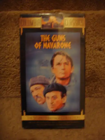 Gregory Peck, Anthony Quinn & Davis Niven are Allied saboteurs assigned an impossible mission. Gentl...