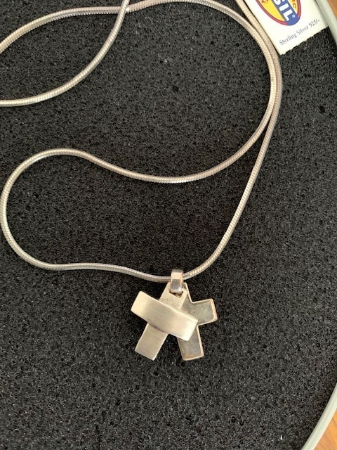 Sterling Silver Cross with Chain in Jewellery & Watches in Saskatoon