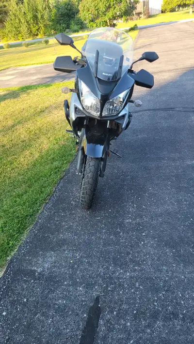 # 2008 Suzuki V-Strom DL1000 — ONLY 89000 KM! **LOW KILOMETERS • 1000cc V-TWIN • ADVENTURE / TOURING...